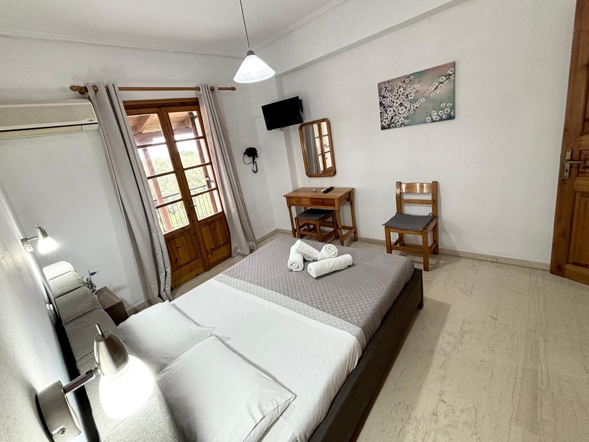 Athina Apartments อาร์กาซี ภายนอก รูปภาพ