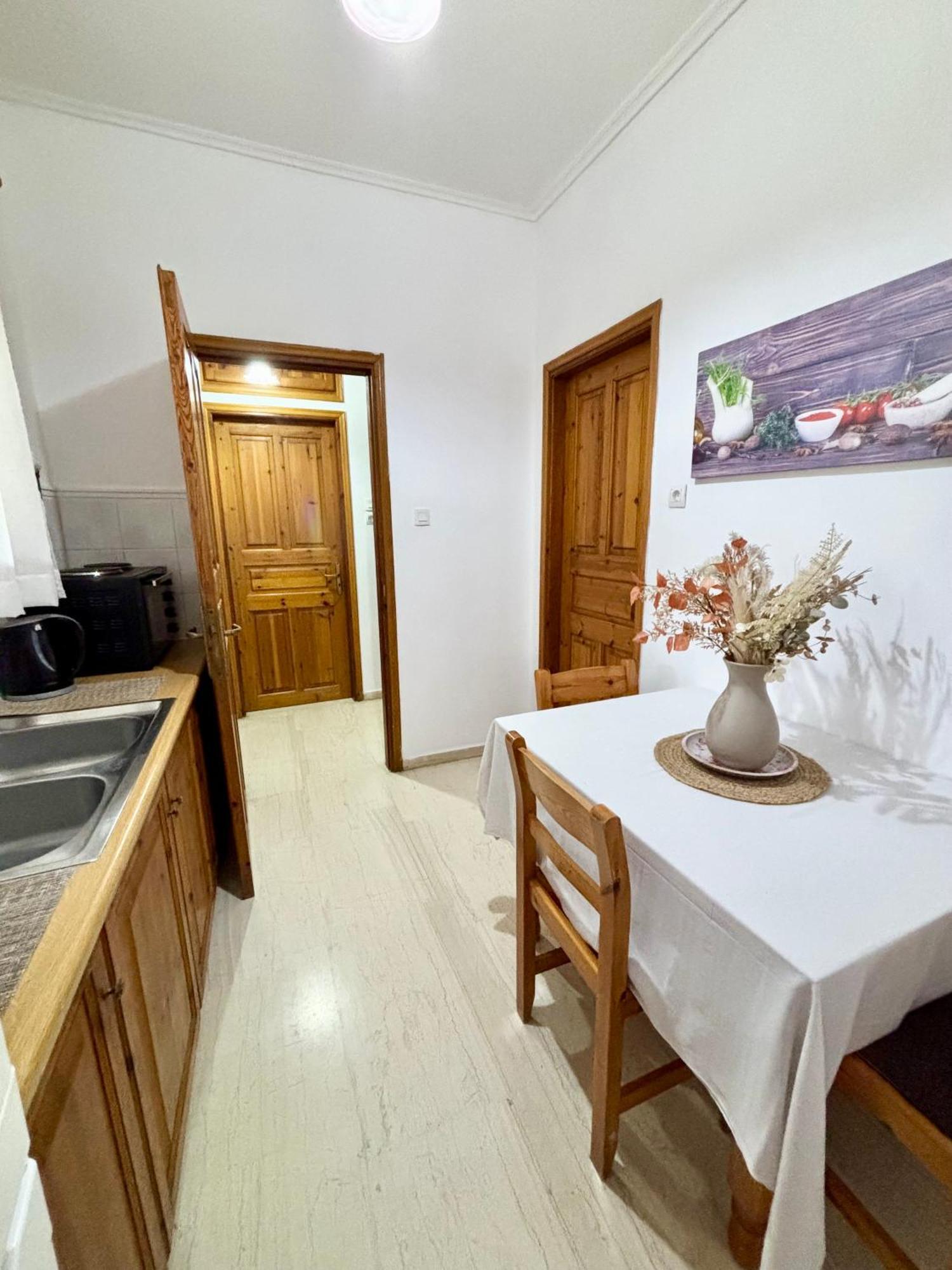 Athina Apartments อาร์กาซี ภายนอก รูปภาพ